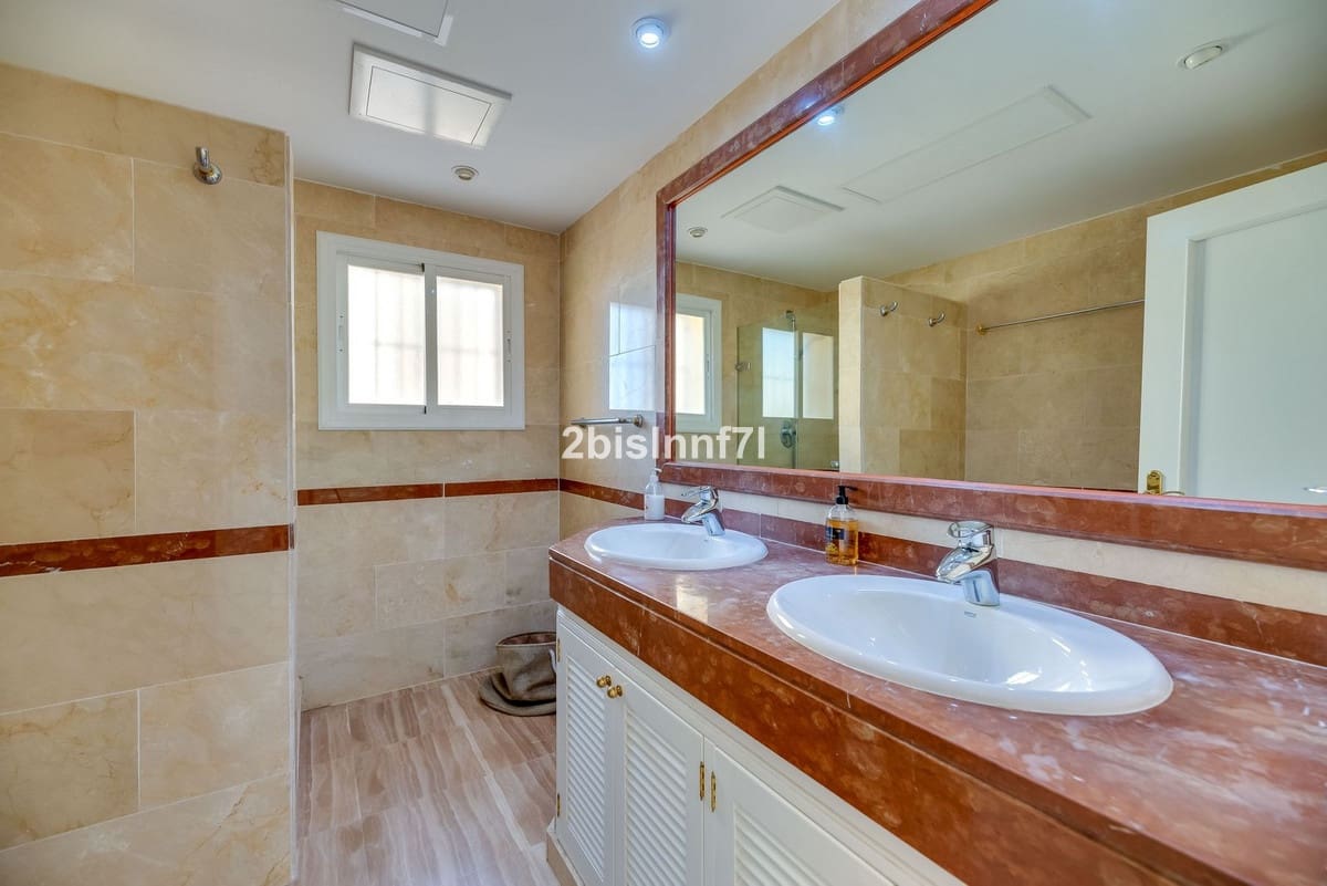 4 sovrum Takvåning till salu i Elviria med pool garage - 1 530 000 € (Ref: 7210790)