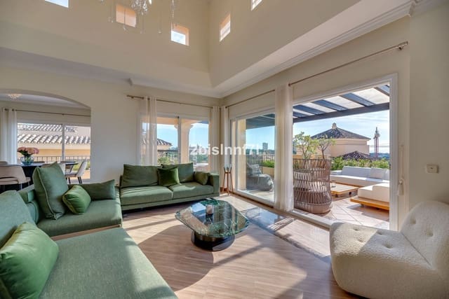 4 soverom Penthouse til salgs i Elviria, Marbella med svømmebasseng garasje - € 1 530 000 (Ref: 7210790)