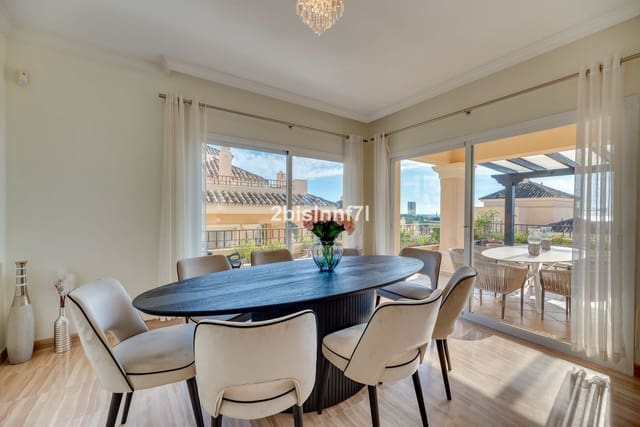4 soverom Penthouse til salgs i Elviria, Marbella med svømmebasseng garasje - € 1 530 000 (Ref: 7210790)