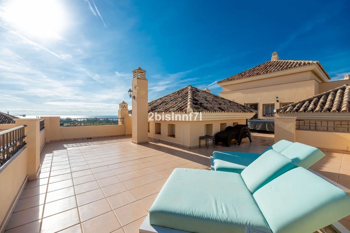 4 sovrum Takvåning till salu i Elviria med pool garage - 1 530 000 € (Ref: 7210790)