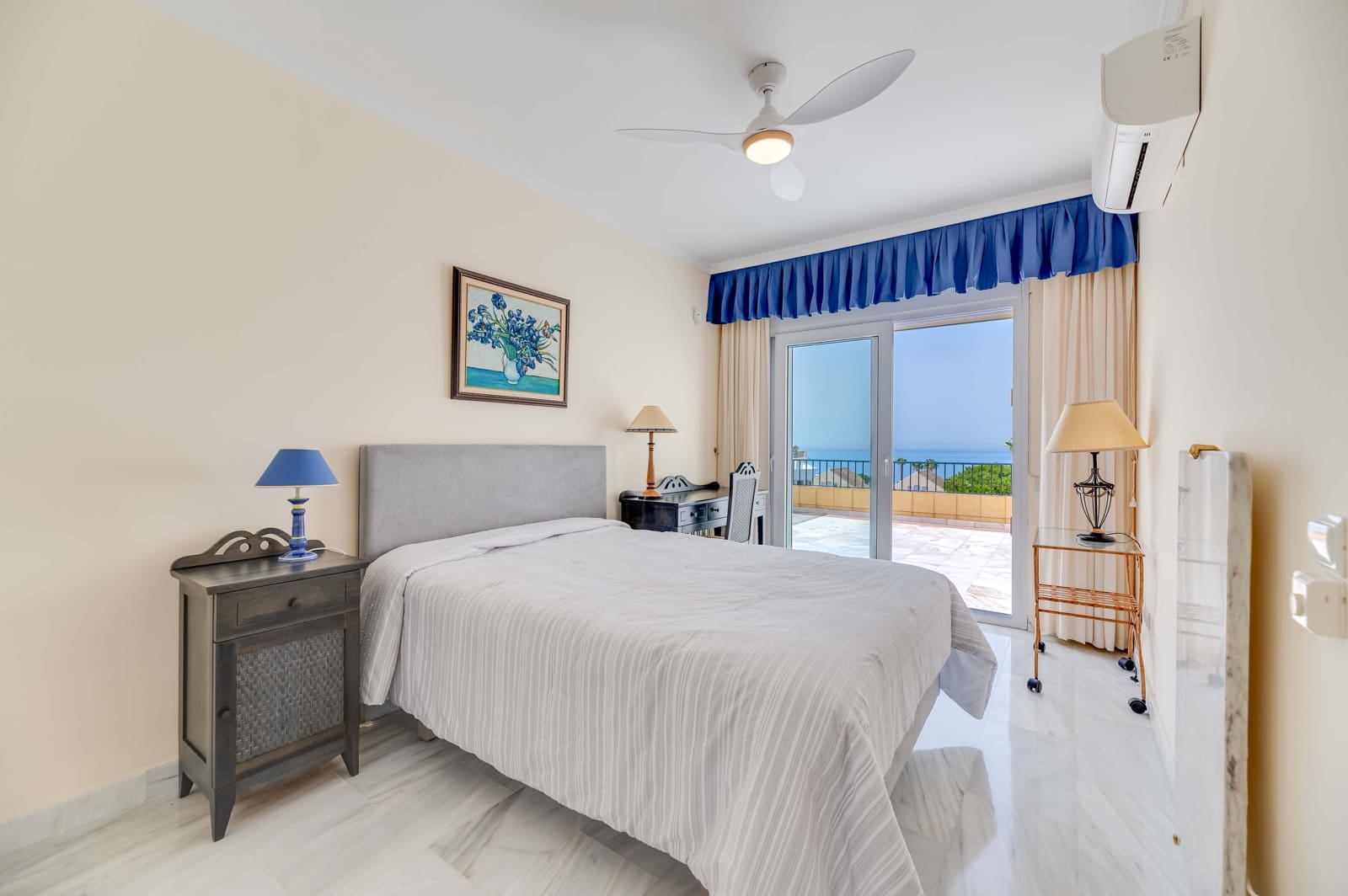 3 bedroom Apartment for sale in Elviria with garage - € 1,195,000 (Ref: 8441251)