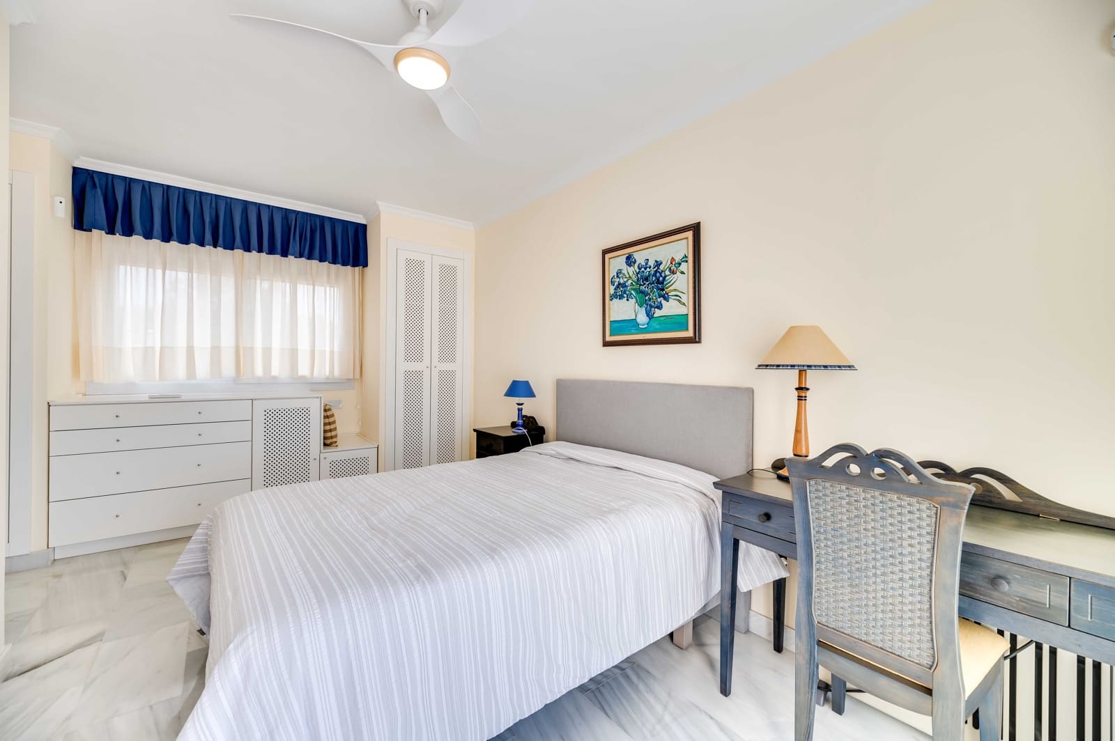 3 bedroom Apartment for sale in Elviria with garage - € 1,195,000 (Ref: 8441251)