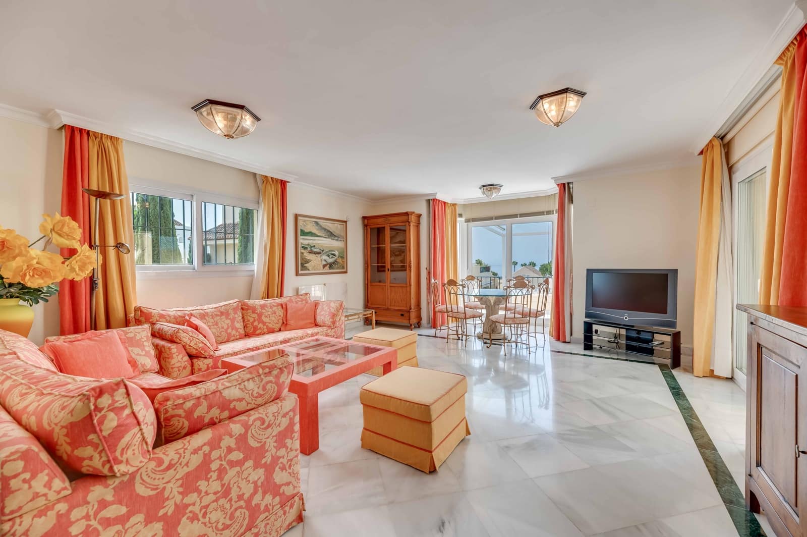 3 bedroom Apartment for sale in Elviria with garage - € 1,195,000 (Ref: 8441251)