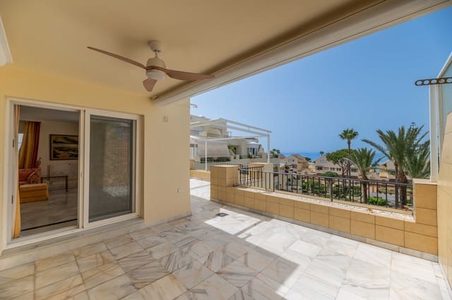 3 bedroom Apartment for sale in Elviria, Marbella with garage - € 1,195,000 (Ref: 8441251)