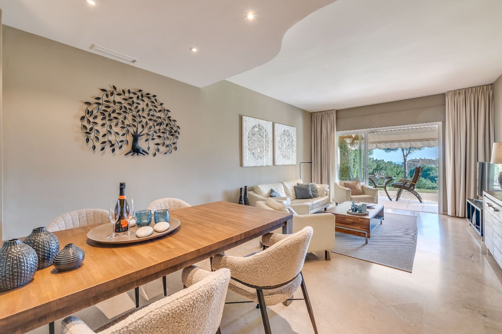 Lejlighed til salg i Elviria med swimmingpool garage - € 585.000 (Ref: 9006267)