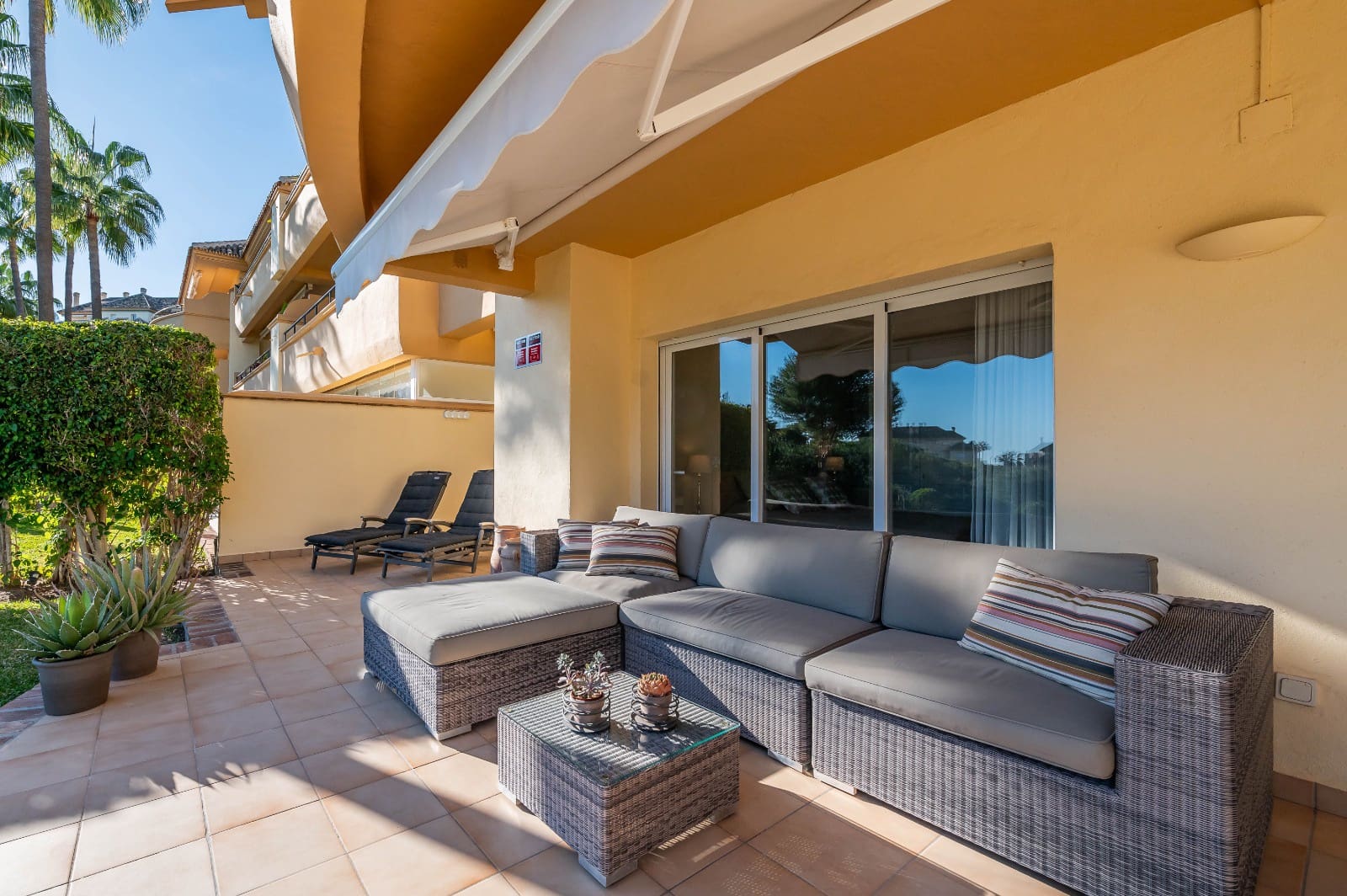 Lejlighed til salg i Elviria med swimmingpool garage - € 585.000 (Ref: 9006267)