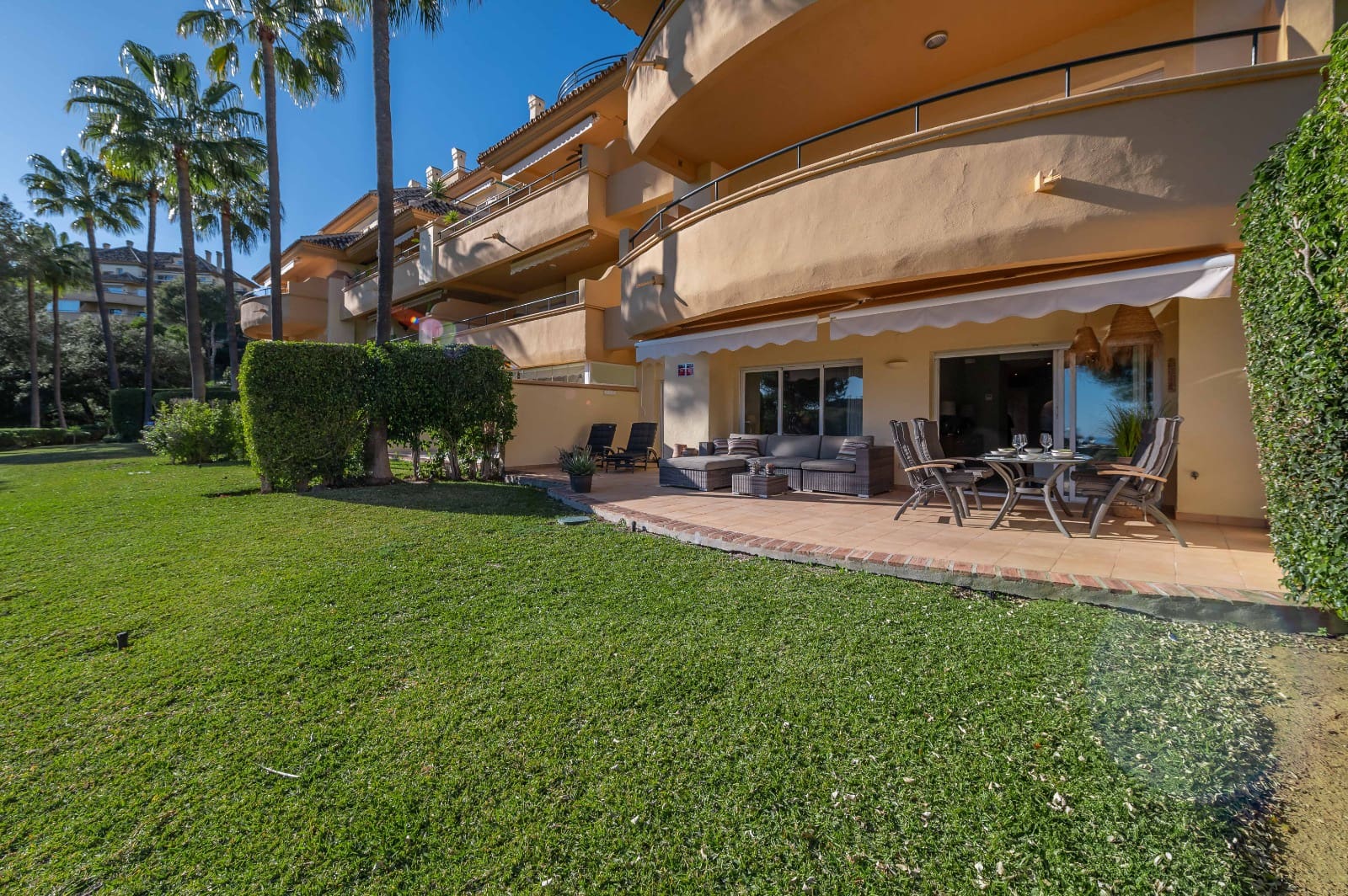 Lejlighed til salg i Elviria med swimmingpool garage - € 585.000 (Ref: 9006267)