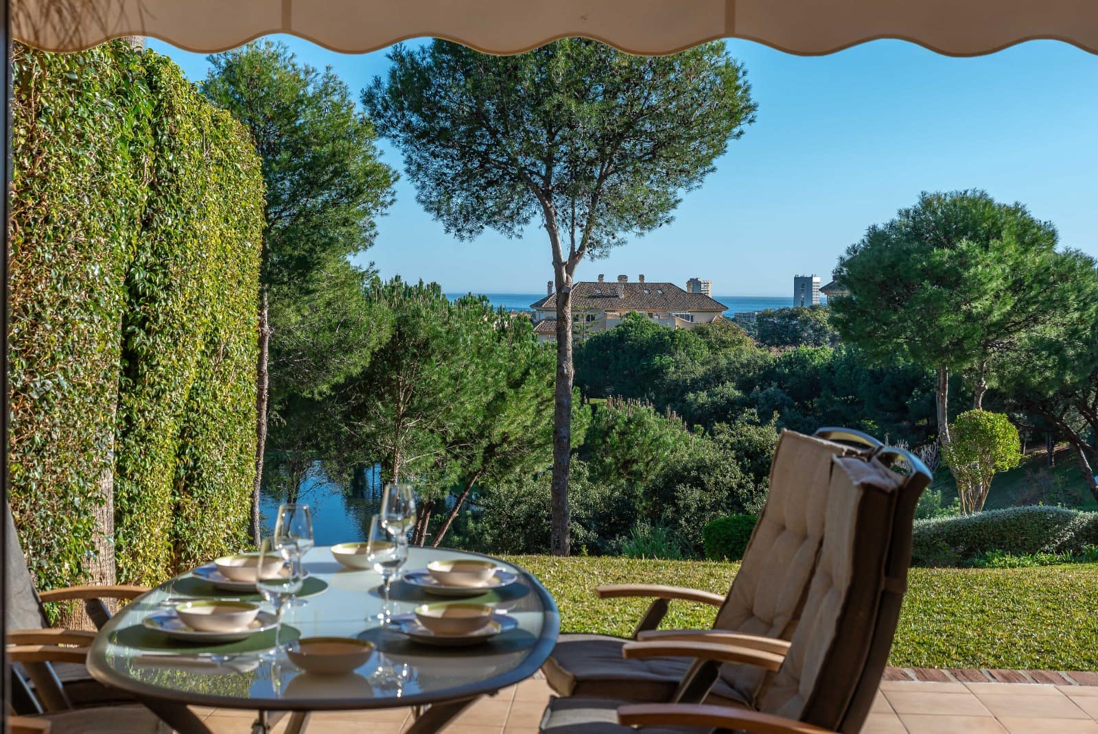 Lejlighed til salg i Elviria med swimmingpool garage - € 585.000 (Ref: 9006267)