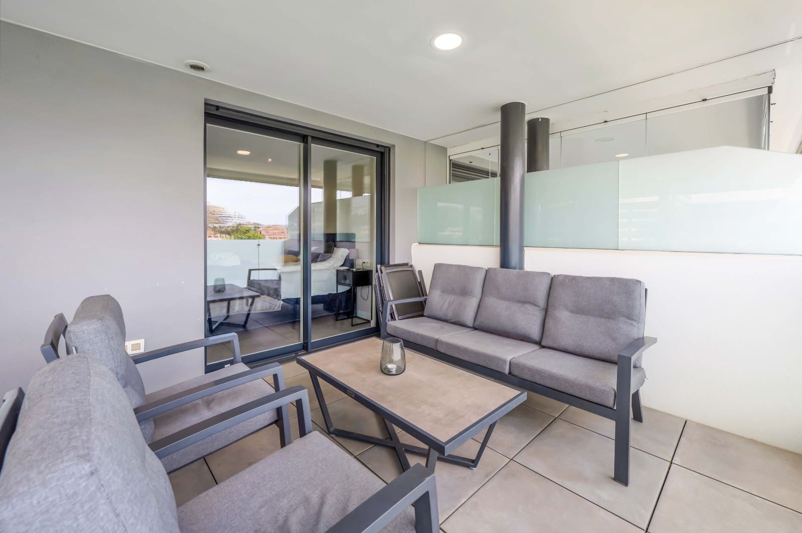 3 bedroom Apartment for sale in Mijas Costa with pool garage - € 665,000 (Ref: 9022274)