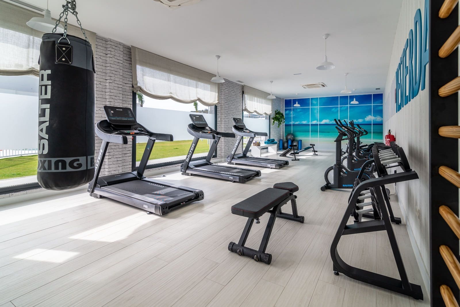 3 bedroom Apartment for sale in Mijas Costa with pool garage - € 665,000 (Ref: 9022274)