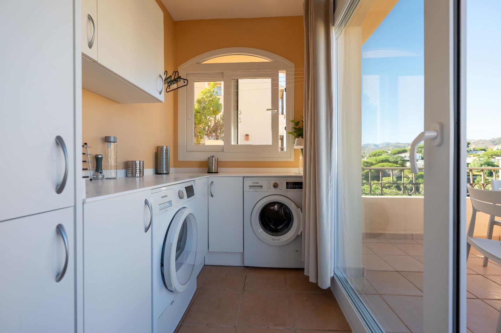 4 soveværelse Penthouse til salg i Elviria med swimmingpool garage - € 1.449.000 (Ref: 9175785)