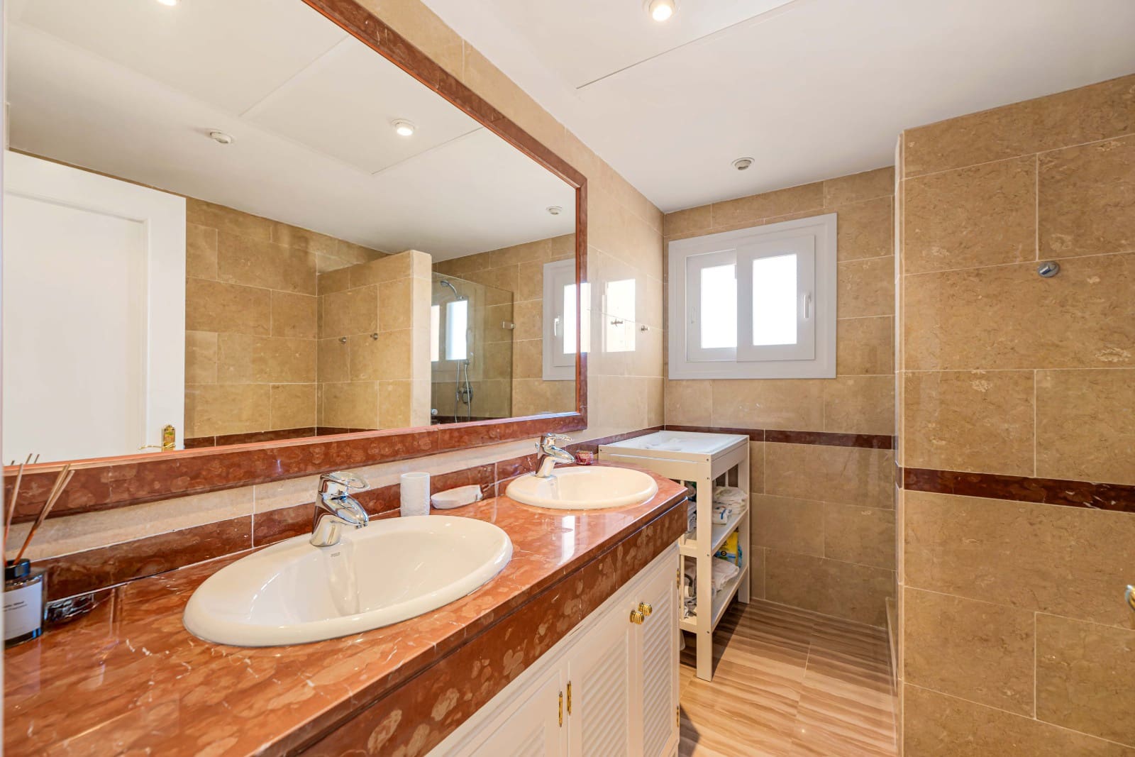 4 soveværelse Penthouse til salg i Elviria med swimmingpool garage - € 1.449.000 (Ref: 9175785)