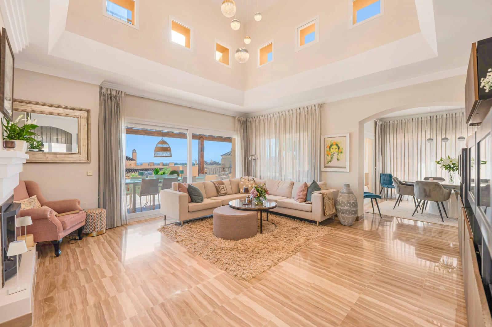 4 soveværelse Penthouse til salg i Elviria med swimmingpool garage - € 1.449.000 (Ref: 9175785)