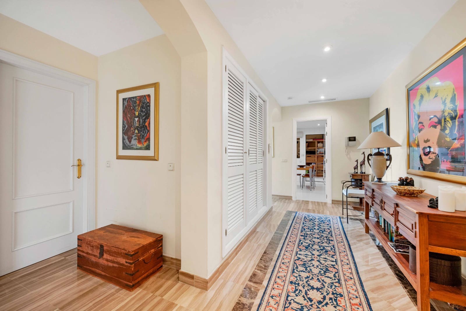 Apartamento de 2 habitaciones en Elviria en venta con piscina garaje - 585.000 € (Ref: 9254379)