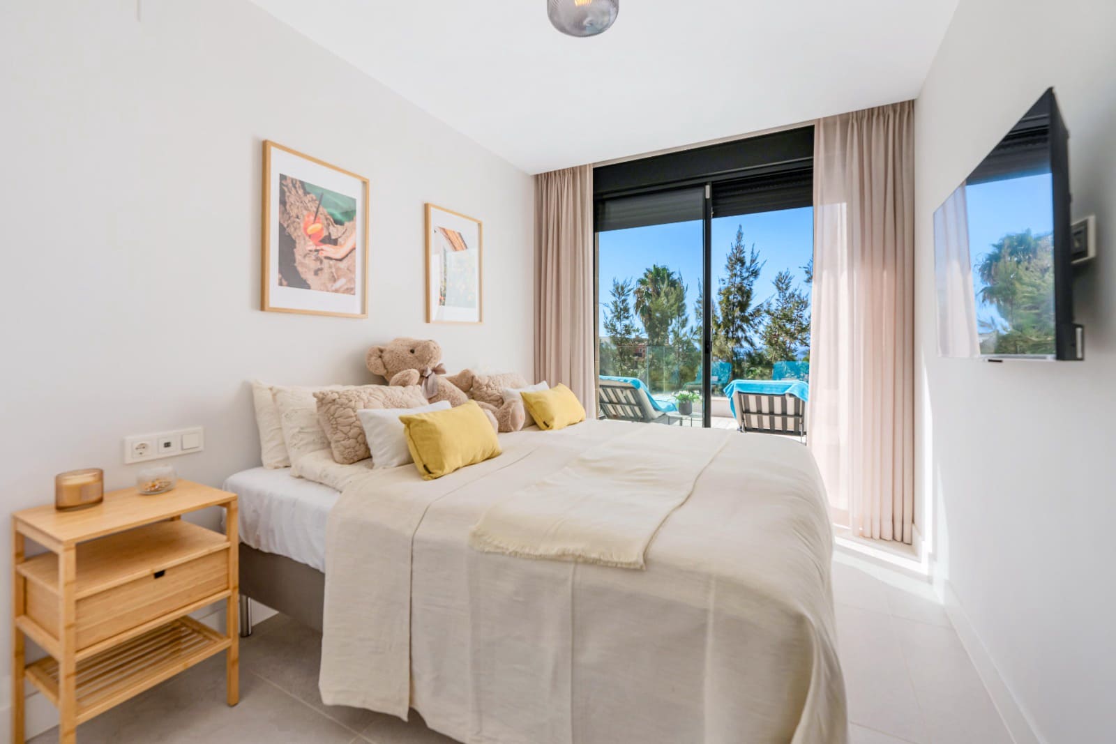 4 sovrum Takvåning till salu i Marbella med pool garage - 1 150 000 € (Ref: 9298953)