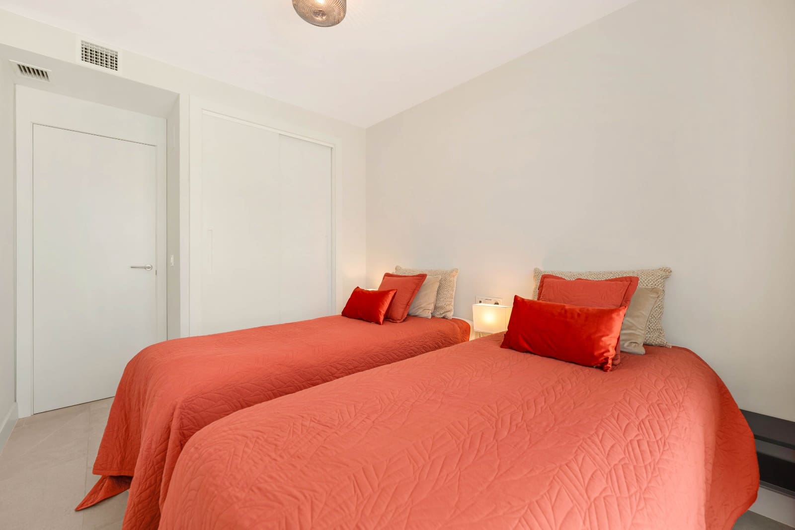 4 sovrum Takvåning till salu i Marbella med pool garage - 1 150 000 € (Ref: 9298953)