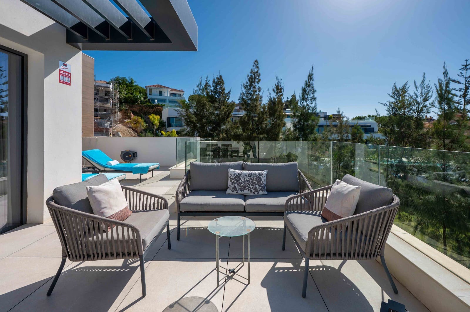 4 sovrum Takvåning till salu i Marbella med pool garage - 1 150 000 € (Ref: 9298953)