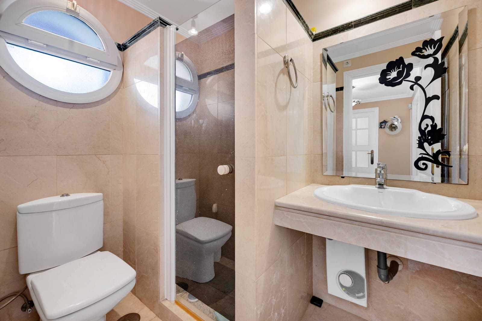 3 soveværelse Semi-Rækkehus til salg i Marbella med swimmingpool - € 865.000 (Ref: 9303844)