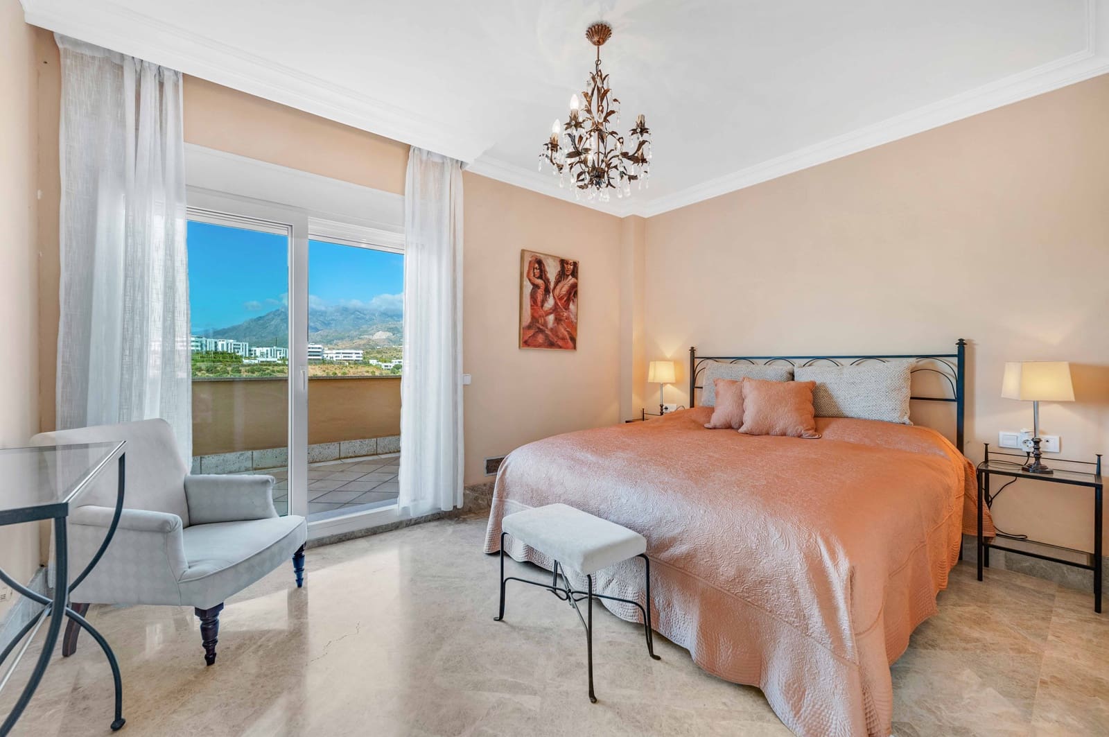 3 soveværelse Semi-Rækkehus til salg i Marbella med swimmingpool - € 865.000 (Ref: 9303844)