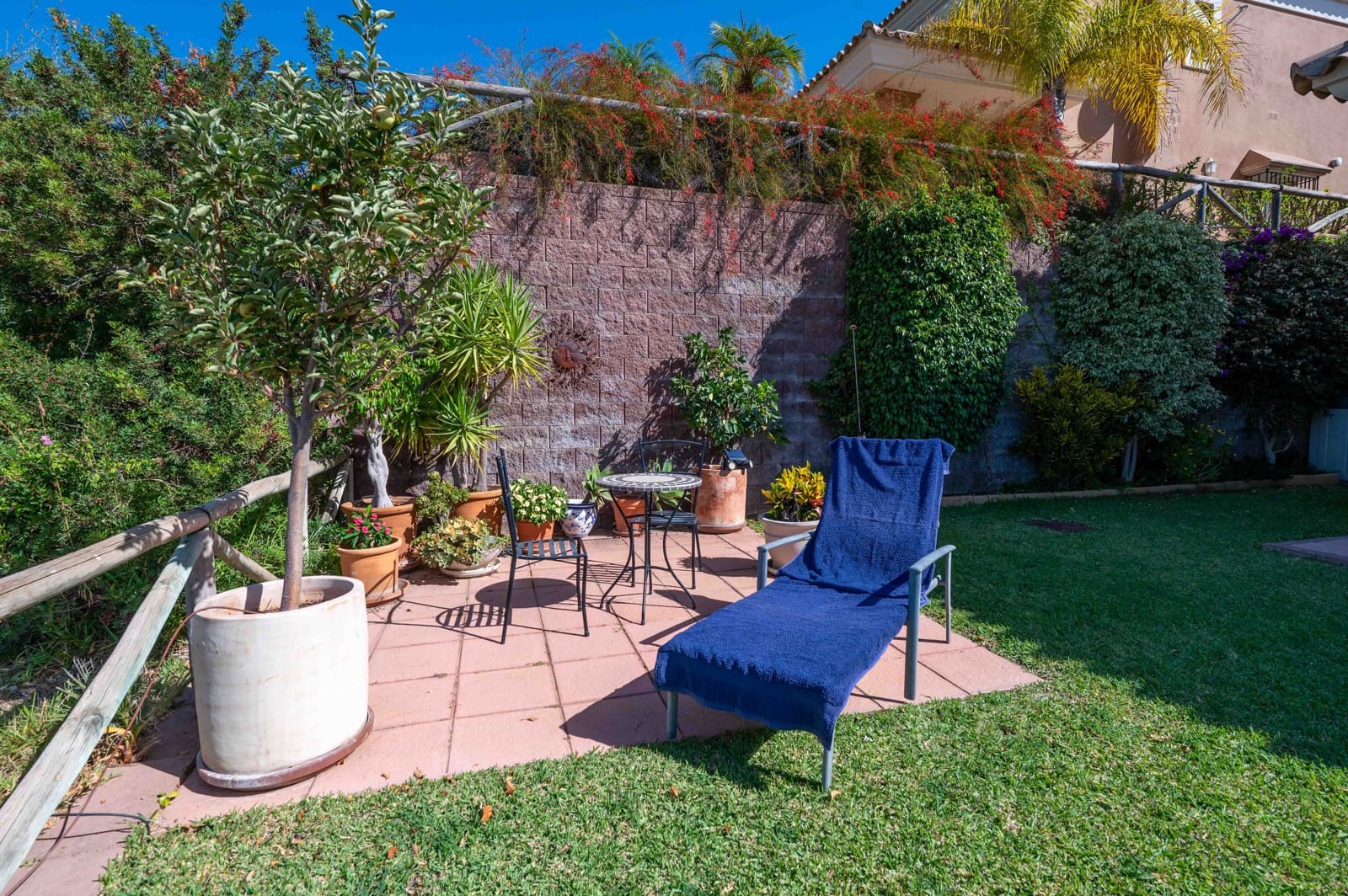 3 soveværelse Semi-Rækkehus til salg i Marbella med swimmingpool - € 865.000 (Ref: 9303844)