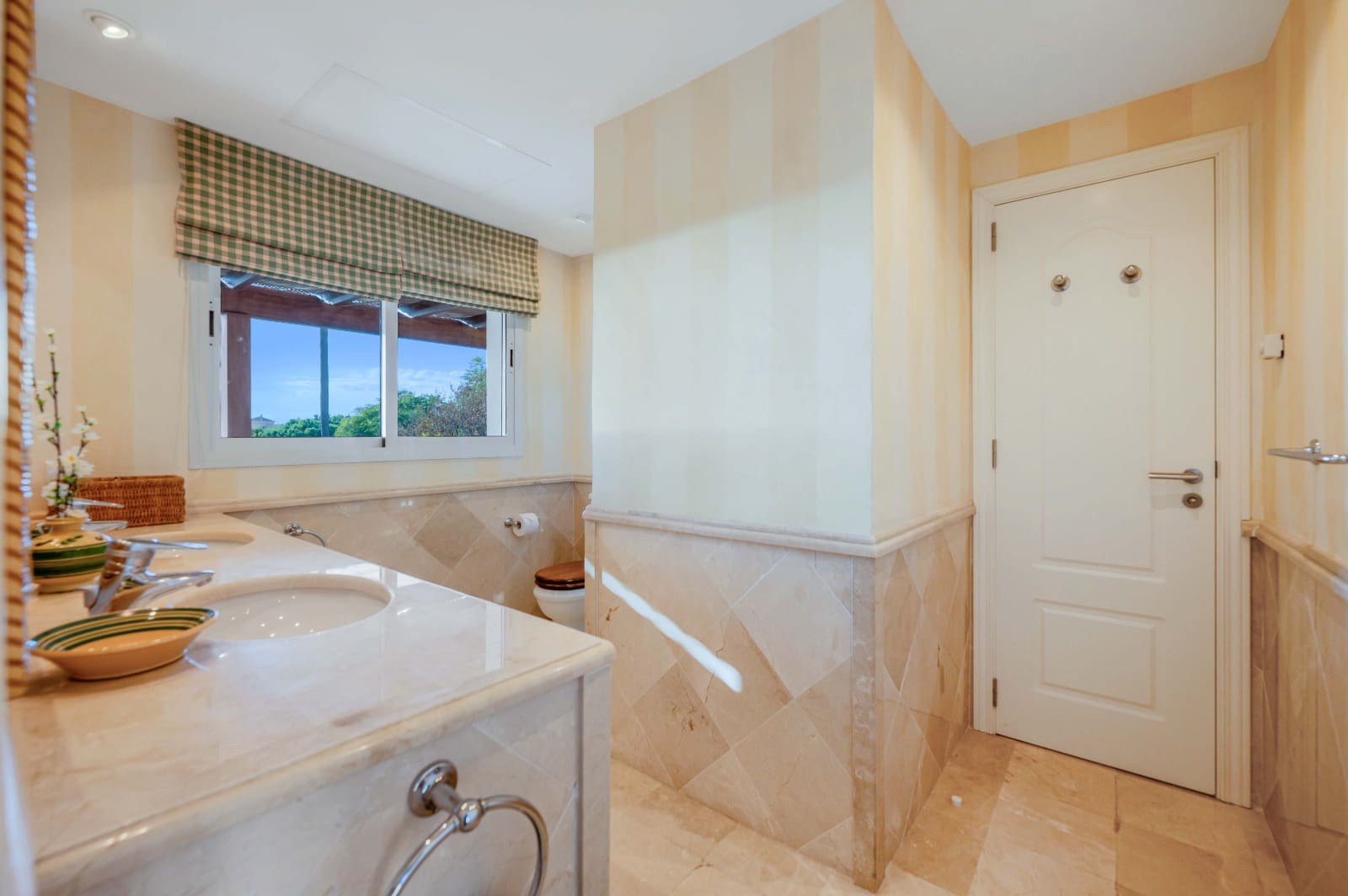 4 slaapkamer Villa te koop in Elviria met zwembad - € 2.795.000 (Ref: 9380072)