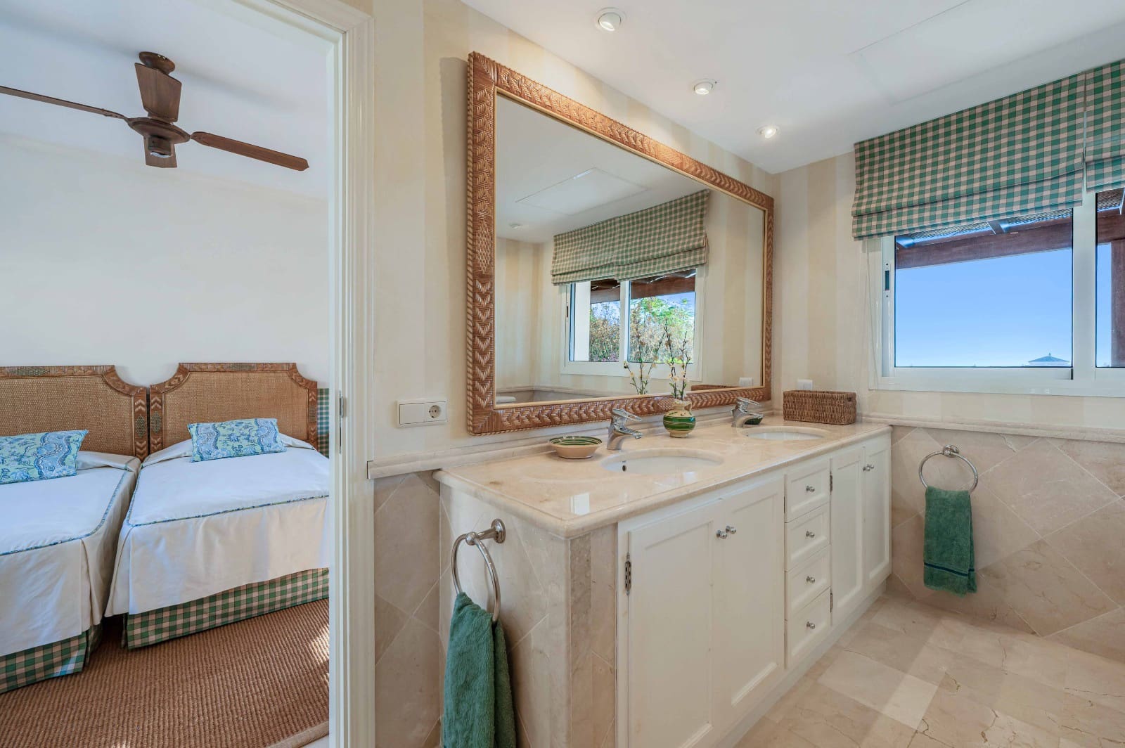 4 slaapkamer Villa te koop in Elviria met zwembad - € 2.795.000 (Ref: 9380072)