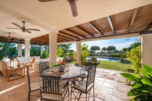 4 slaapkamer Villa te koop in Elviria, Marbella met zwembad - € 2.795.000 (Ref: 9380072)