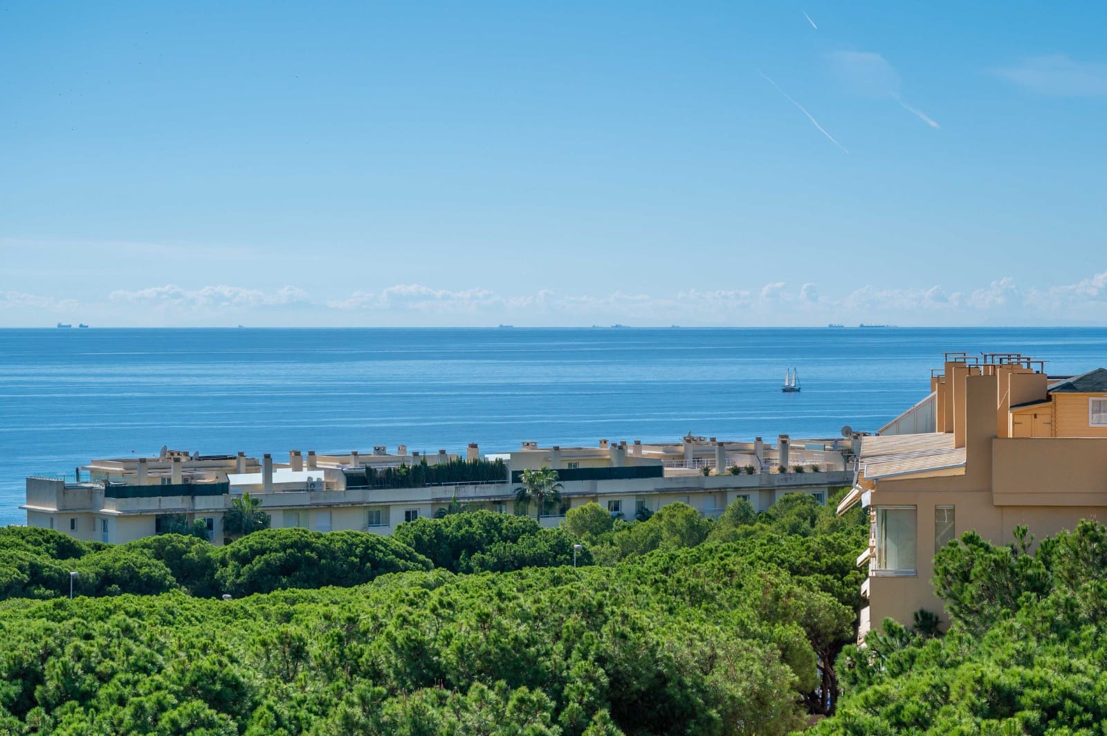 2 sovrum Takvåning till salu i Sitio de Calahonda med pool garage - 328 000 € (Ref: 9404565)