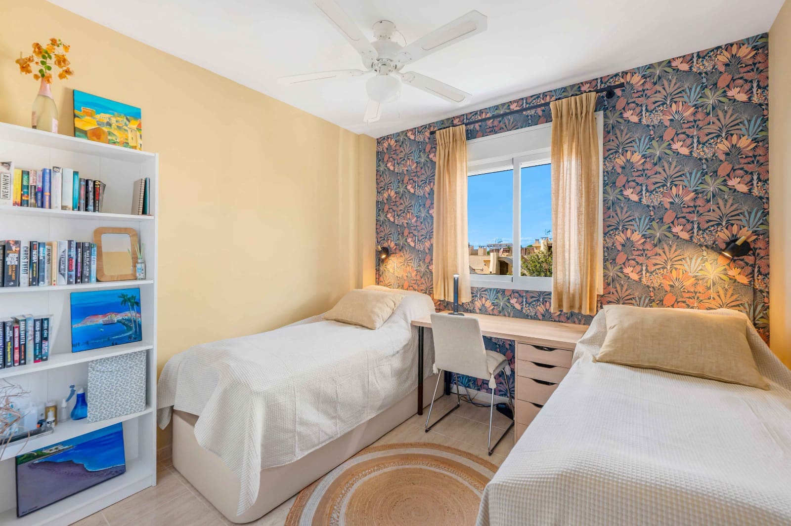 2 sovrum Takvåning till salu i Sitio de Calahonda med pool garage - 328 000 € (Ref: 9404565)