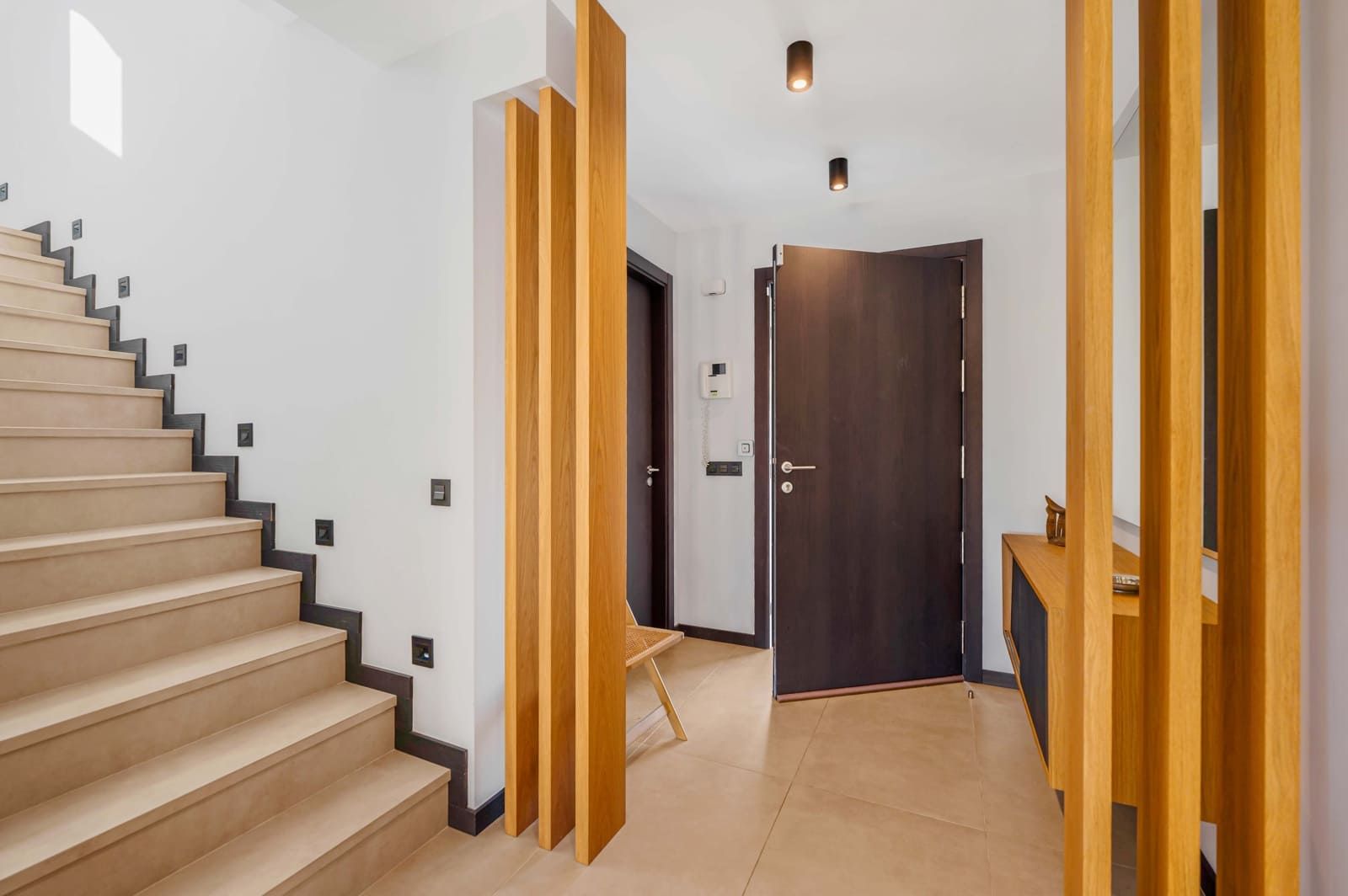 3 sypialnia Willa na sprzedaż w Elviria z basenem garażem - 2 195 000 € (Ref: 9404733)