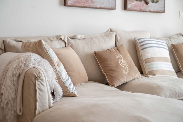 Apartamento Playa de 2 habitaciones en Elviria, Marbella en venta con piscina garaje - 720.000 € (Ref: 9432288)