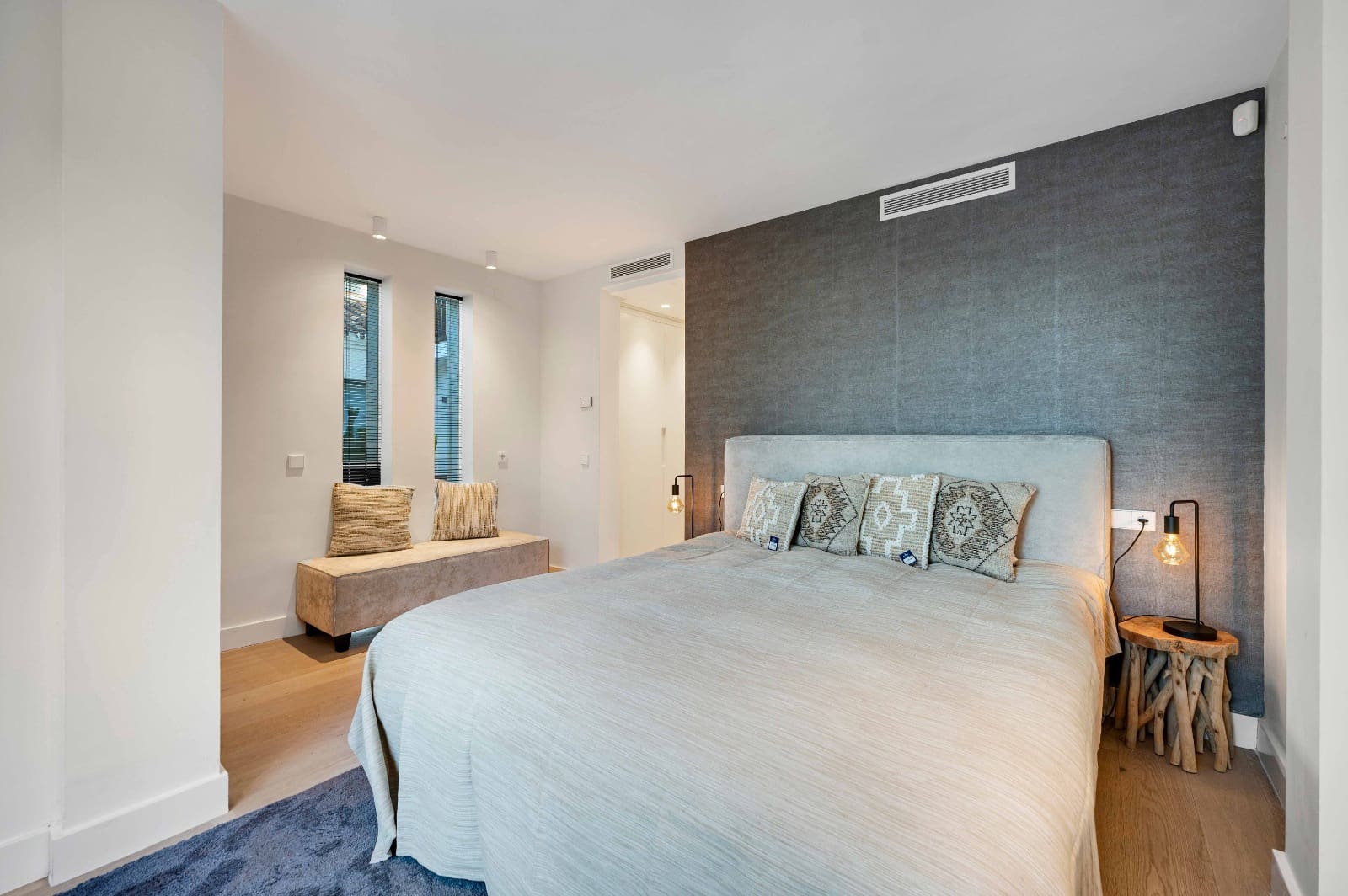 4 sypialnia Willa na sprzedaż w Elviria z basenem garażem - 2 390 000 € (Ref: 9438929)