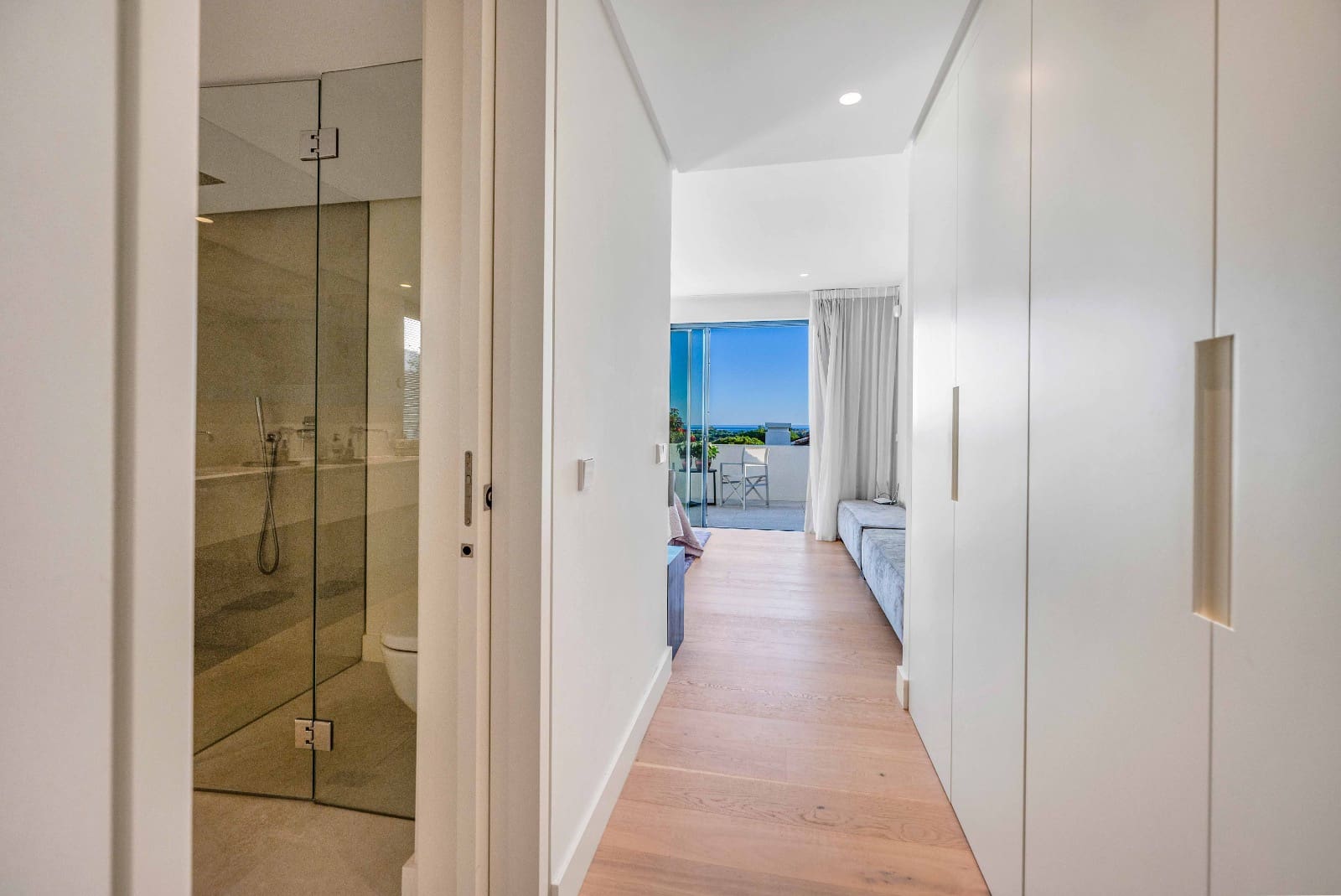 4 sypialnia Willa na sprzedaż w Elviria z basenem garażem - 2 390 000 € (Ref: 9438929)