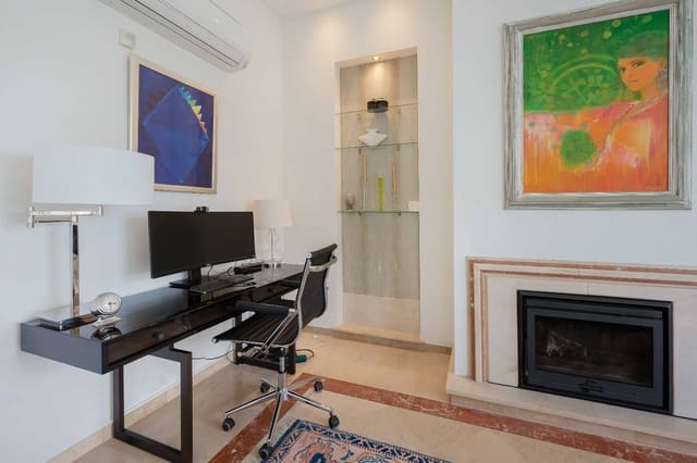 5 sypialnia Willa na sprzedaż w Elviria, Marbella z basenem garażem - 2 750 000 € (Ref: 9482244)