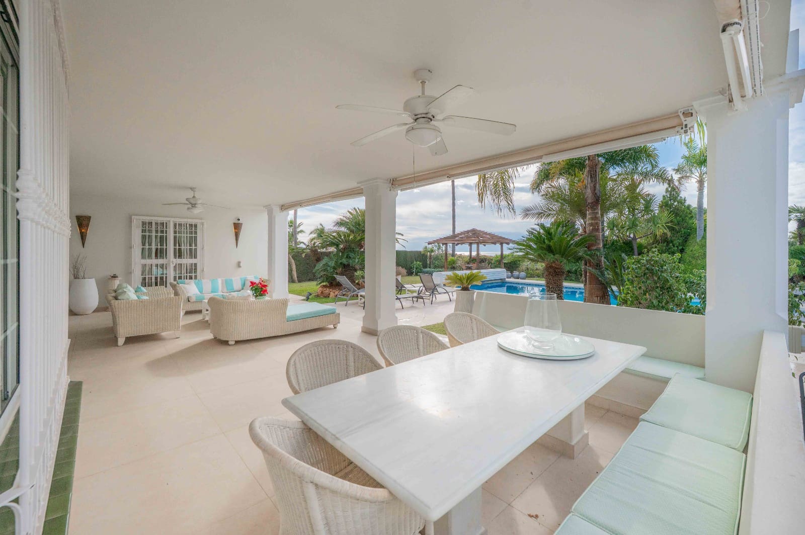 5 bedroom Villa for sale in Elviria with pool garage - € 2,750,000 (Ref: 9482244)