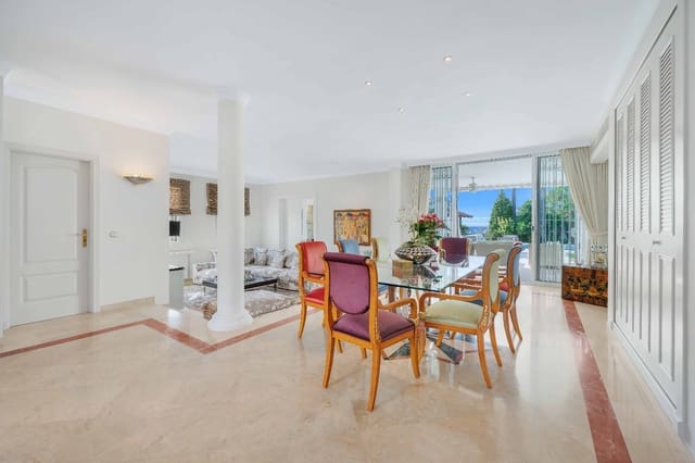 5 sypialnia Willa na sprzedaż w Elviria, Marbella z basenem garażem - 2 750 000 € (Ref: 9482244)