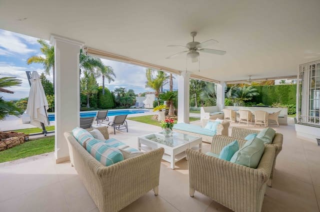 5 sypialnia Willa na sprzedaż w Elviria, Marbella z basenem garażem - 2 750 000 € (Ref: 9482244)