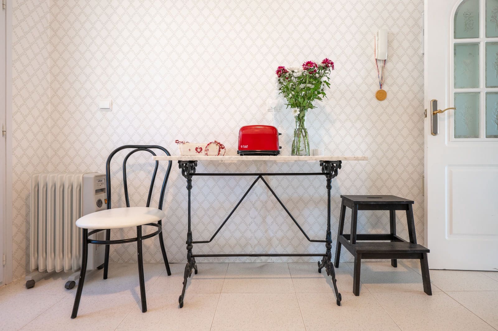 2 soveværelse Strandlejlighed til salg i Marbella med swimmingpool - € 850.000 (Ref: 9500595)