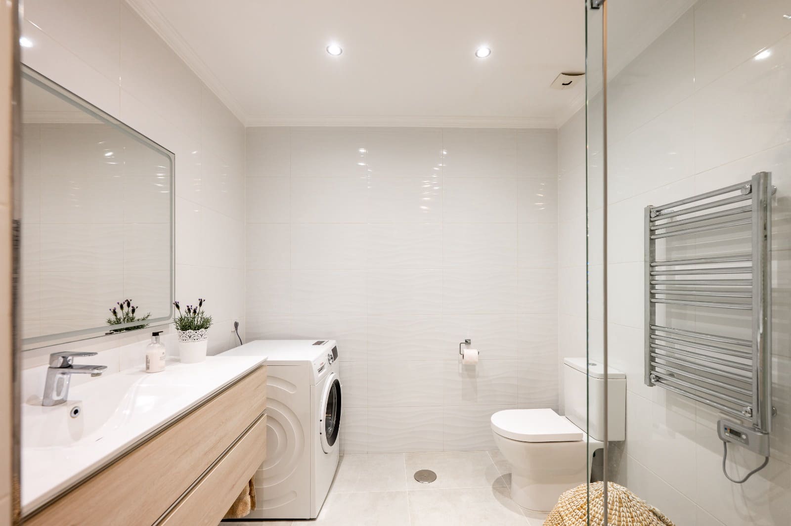 2 soveværelse Strandlejlighed til salg i Marbella med swimmingpool - € 850.000 (Ref: 9500595)