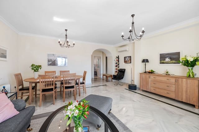 2 soveværelse Strandlejlighed til salg i Elviria - Cabopino, Marbella med swimmingpool - € 850.000 (Ref: 9500595)