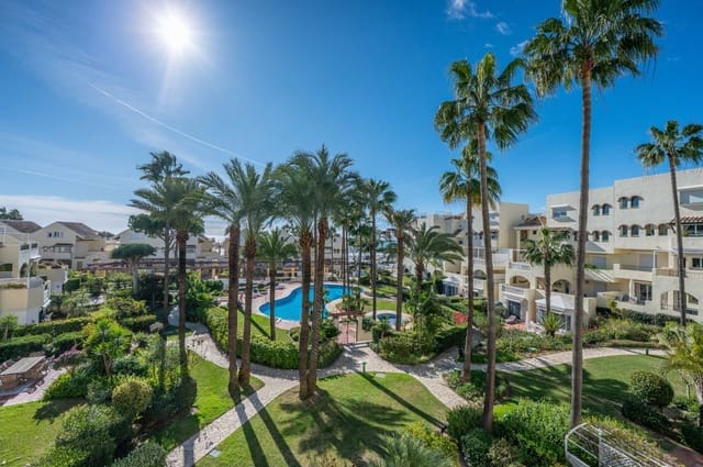 2 soveværelse Strandlejlighed til salg i Elviria - Cabopino, Marbella med swimmingpool - € 850.000 (Ref: 9500595)