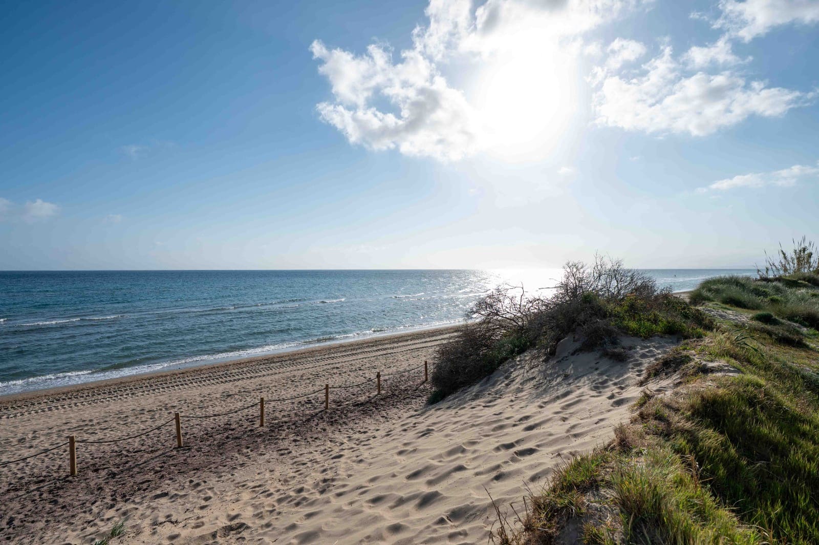 2 slaapkamer Strandappartement te koop in Elviria met zwembad - € 829.000 (Ref: 9500595)