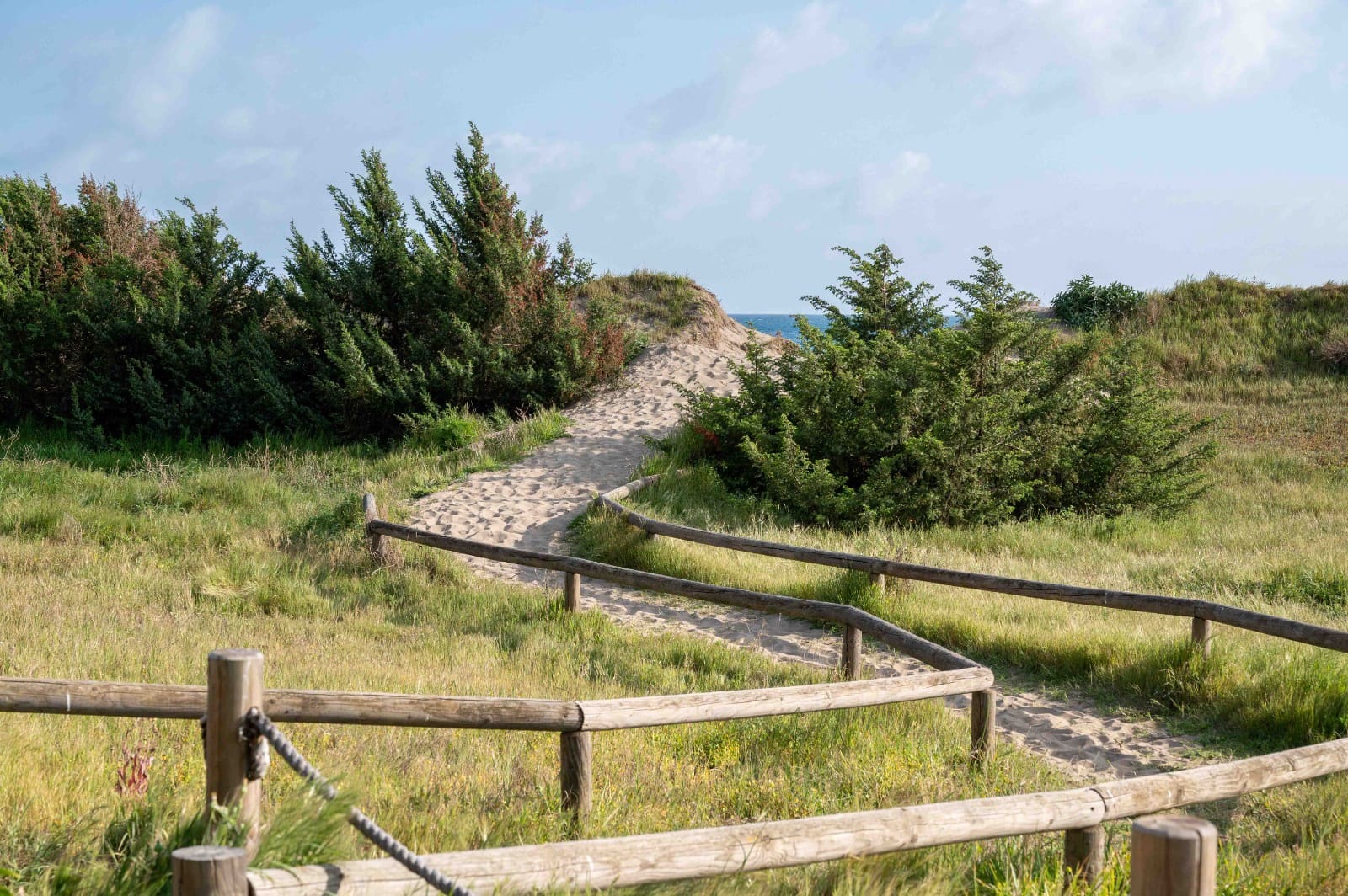 2 slaapkamer Strandappartement te koop in Elviria met zwembad - € 829.000 (Ref: 9500595)