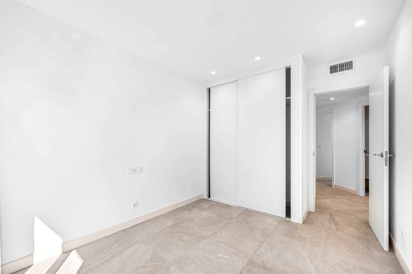 3 soveværelse Lejlighed til salg i Fuengirola - € 715.000 (Ref: 9624031)