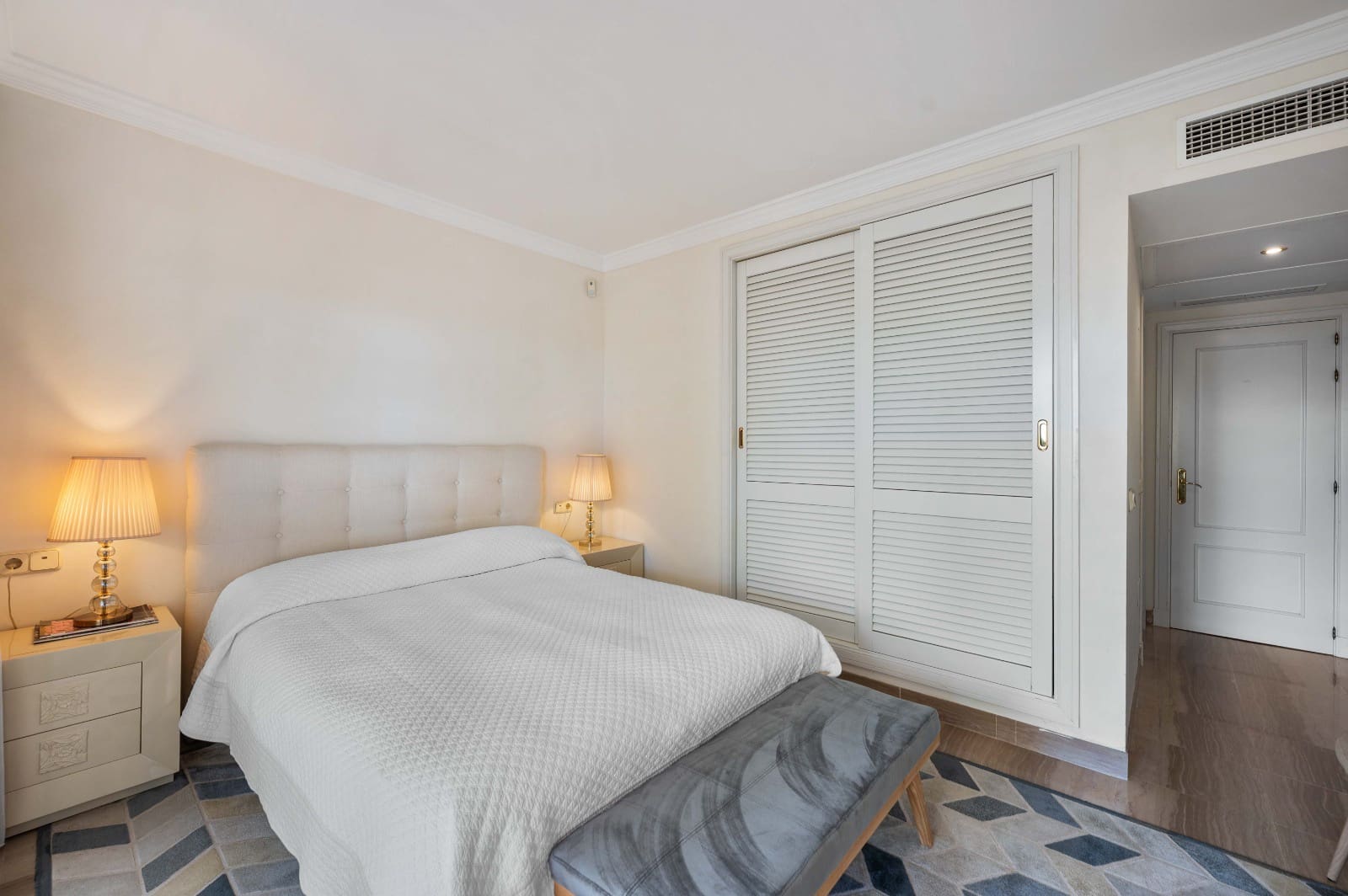 2 quarto Apartamento para venda em Elviria com piscina - 750 000 € (Ref: 9696753)