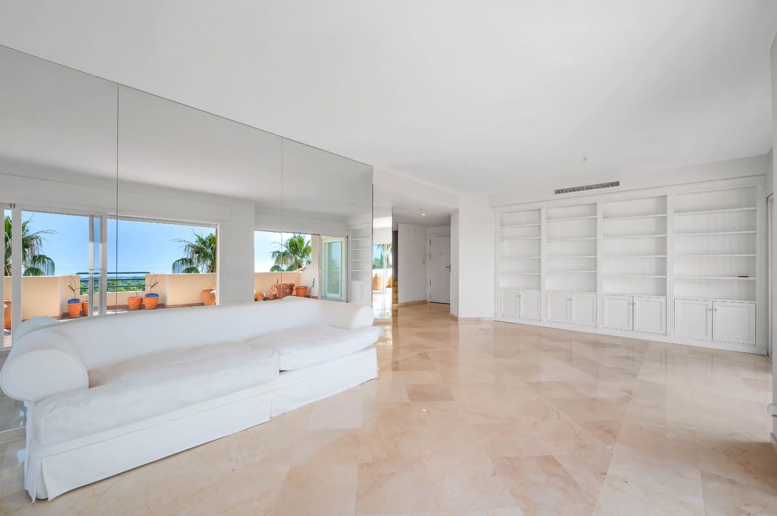 3 soverom Leilighet til salgs i Elviria med svømmebasseng garasje - € 997 000 (Ref: 9713381)