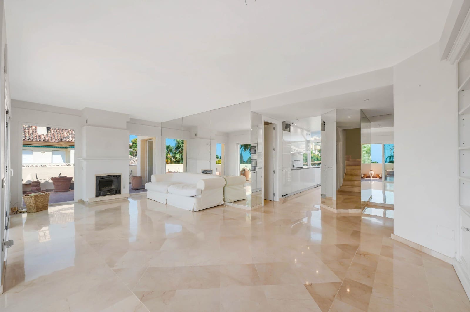 3 soverom Leilighet til salgs i Elviria med svømmebasseng garasje - € 997 000 (Ref: 9713381)