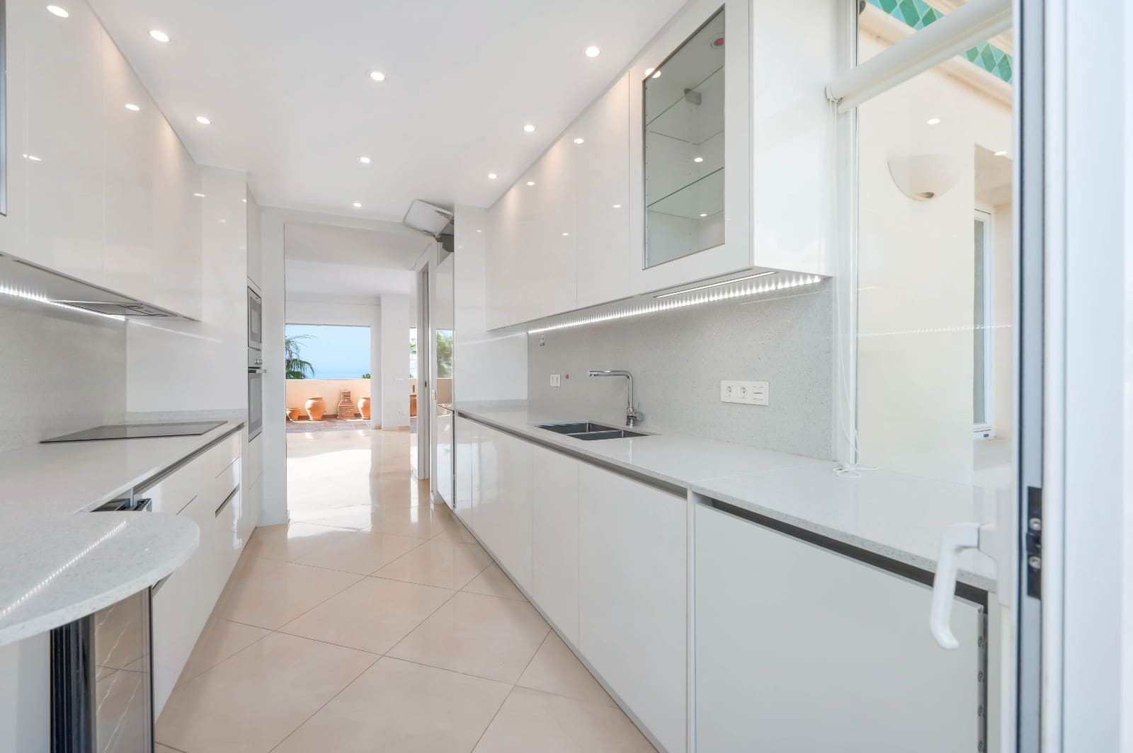 3 soverom Leilighet til salgs i Elviria med svømmebasseng garasje - € 997 000 (Ref: 9713381)