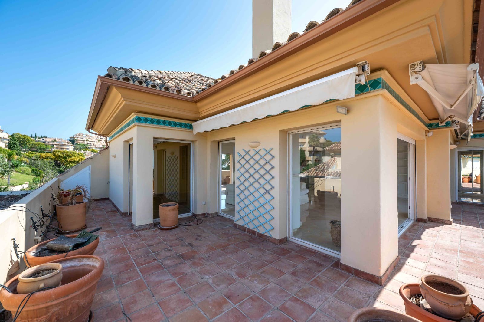 3 soverom Leilighet til salgs i Elviria med svømmebasseng garasje - € 997 000 (Ref: 9713381)