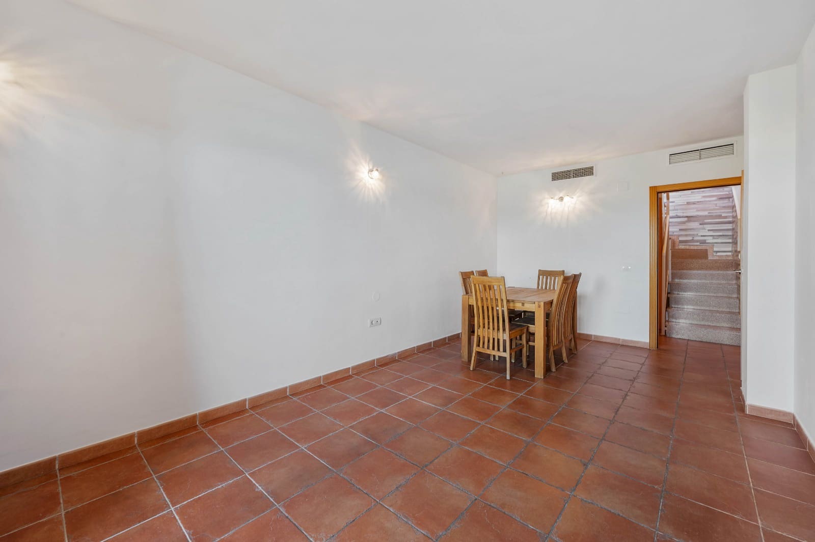 2 soverom Leilighet til salgs i Fuengirola med svømmebasseng garasje - € 328 000 (Ref: 9714059)